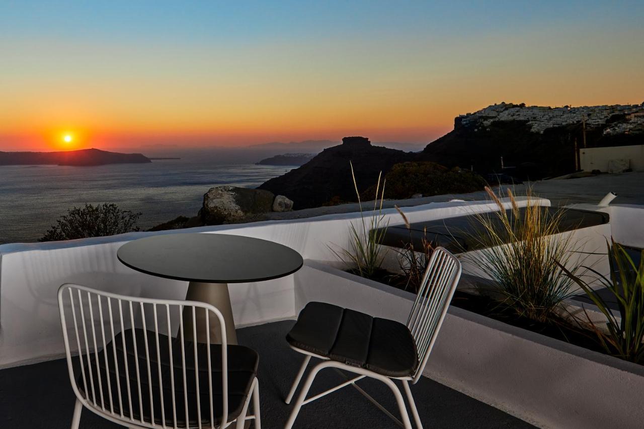 Divine View Sol Homes Тира Экстерьер фото